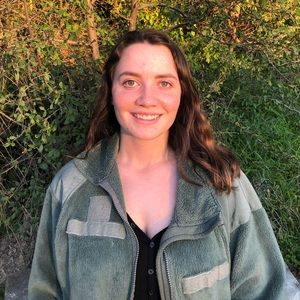 Meet your Posher, Carissa